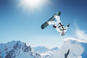 爱游戏娱乐-哥伦比亚女足在巴黎奥运会比赛中表现出色，赢得奖品，哥伦比亚男足首发