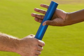 爱游戏app-利物浦3-1西汉姆，继续领跑积分榜，利物浦客场3-1西汉姆